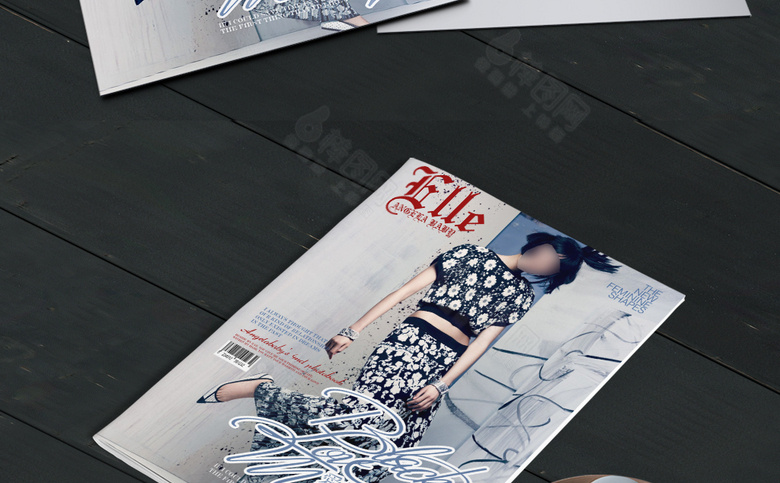 欧美时尚女性杂志封面设计